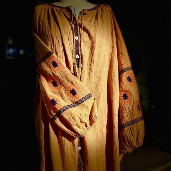 Umgee Tunic Top Tangerine Crinkle Material Embroidered Large Hobo Tassel - Picture 1 of 7